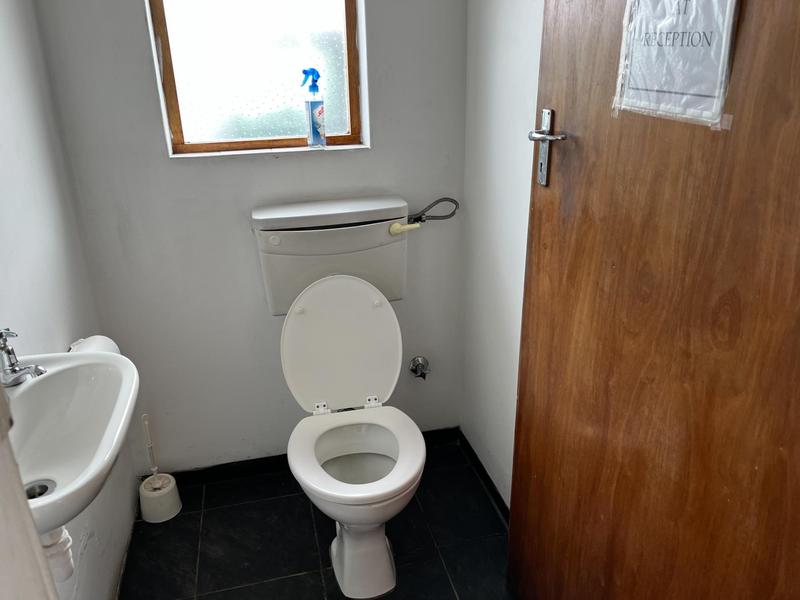 To Let Commercial Property for Rent in Montague Gardens Western Cape